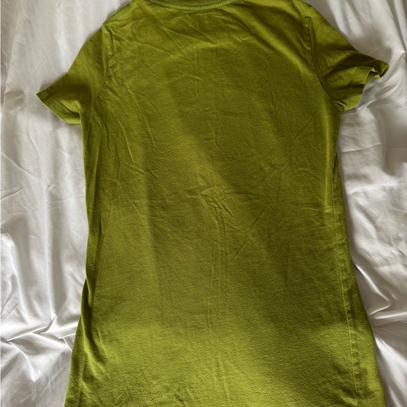 Georgetown Tee - Picture 2 of 2